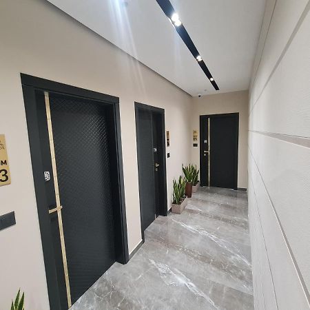 La Mirage Apartment 04 ติรานา ภายนอก รูปภาพ