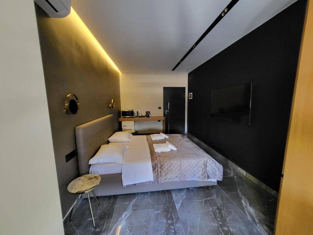 La Mirage Apartment 04 ติรานา ภายนอก รูปภาพ
