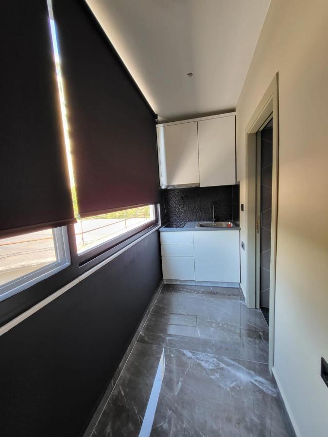 La Mirage Apartment 04 ติรานา ภายนอก รูปภาพ